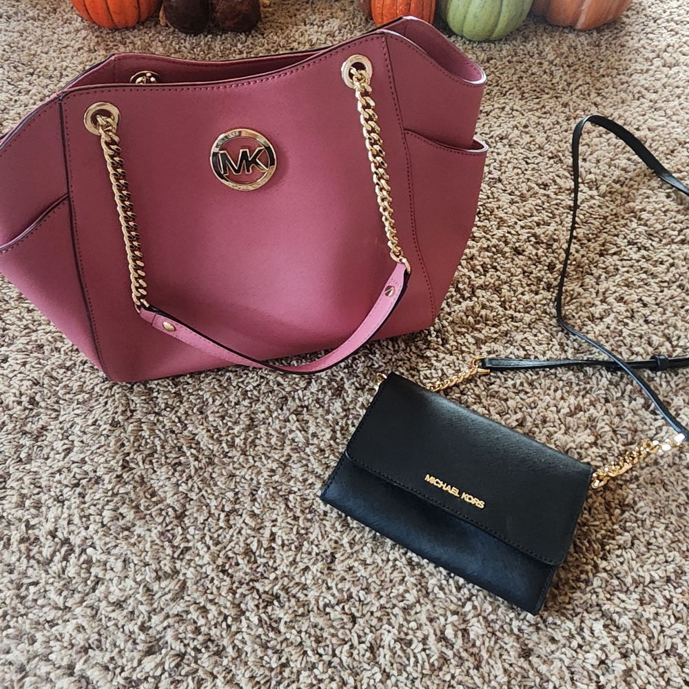Michael Kors Pink and Black Women's Bag Set *used*